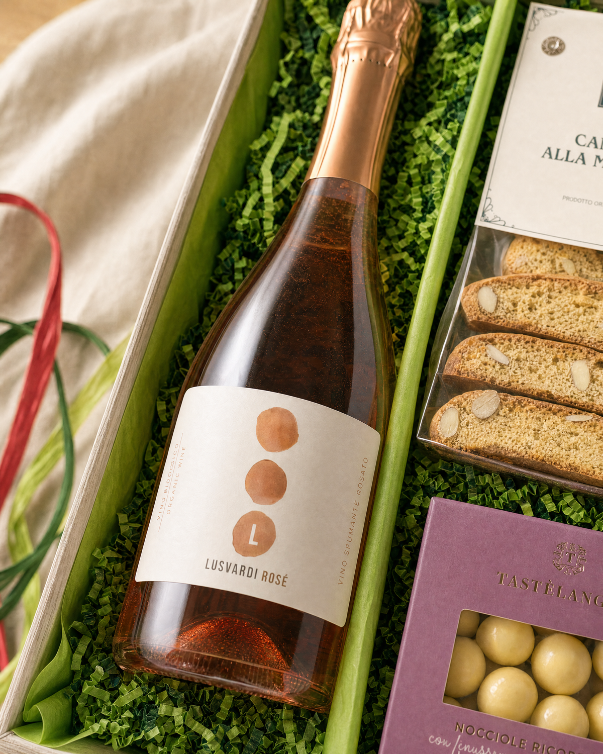 Lusvardi Rosé Lambrusco Spumante im Geschenkkorb Gourmet Geschenk Rosa Dolce Vita